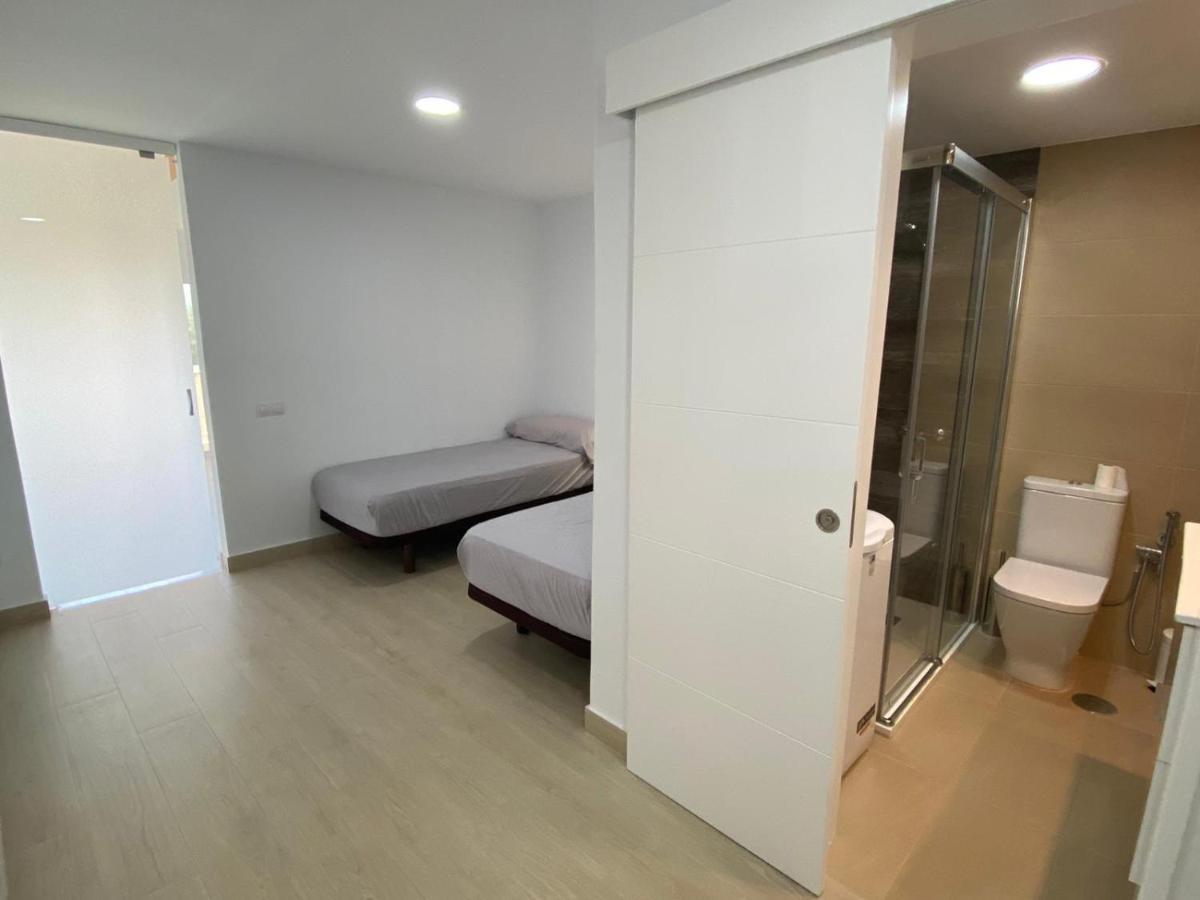 White And Quiet! Modern Apartment In San Agustin San Bartolomé エクステリア 写真