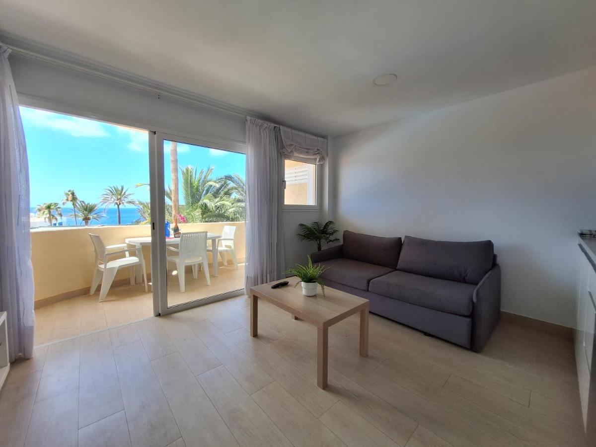 White And Quiet! Modern Apartment In San Agustin San Bartolomé エクステリア 写真