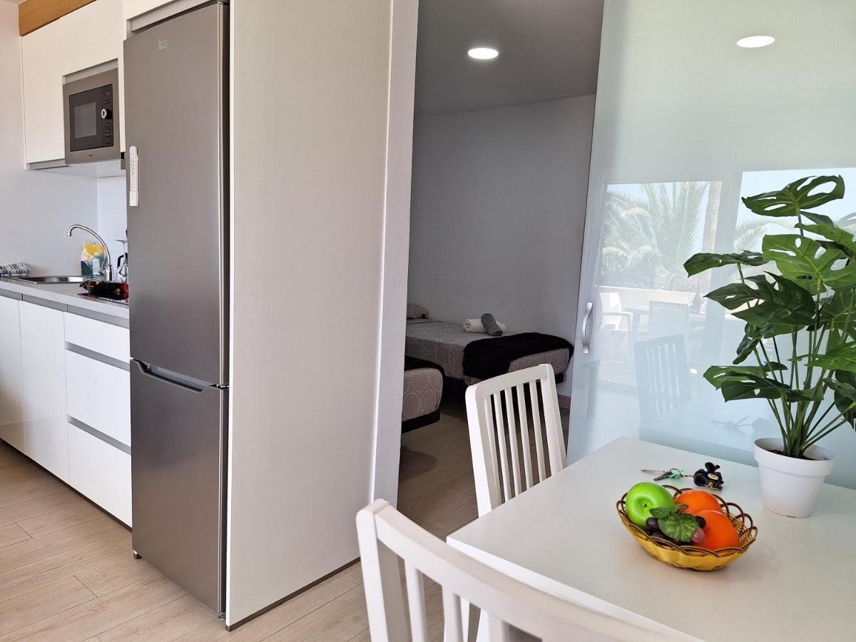 White And Quiet! Modern Apartment In San Agustin San Bartolomé エクステリア 写真