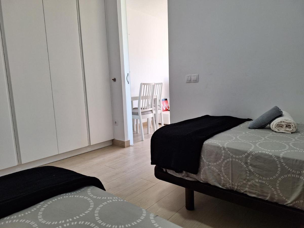 White And Quiet! Modern Apartment In San Agustin San Bartolomé エクステリア 写真