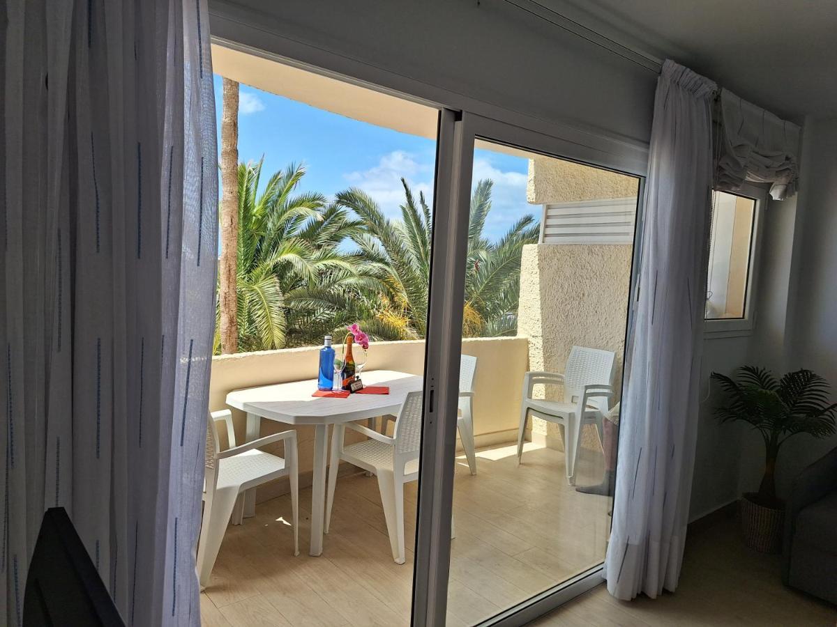 White And Quiet! Modern Apartment In San Agustin San Bartolomé エクステリア 写真