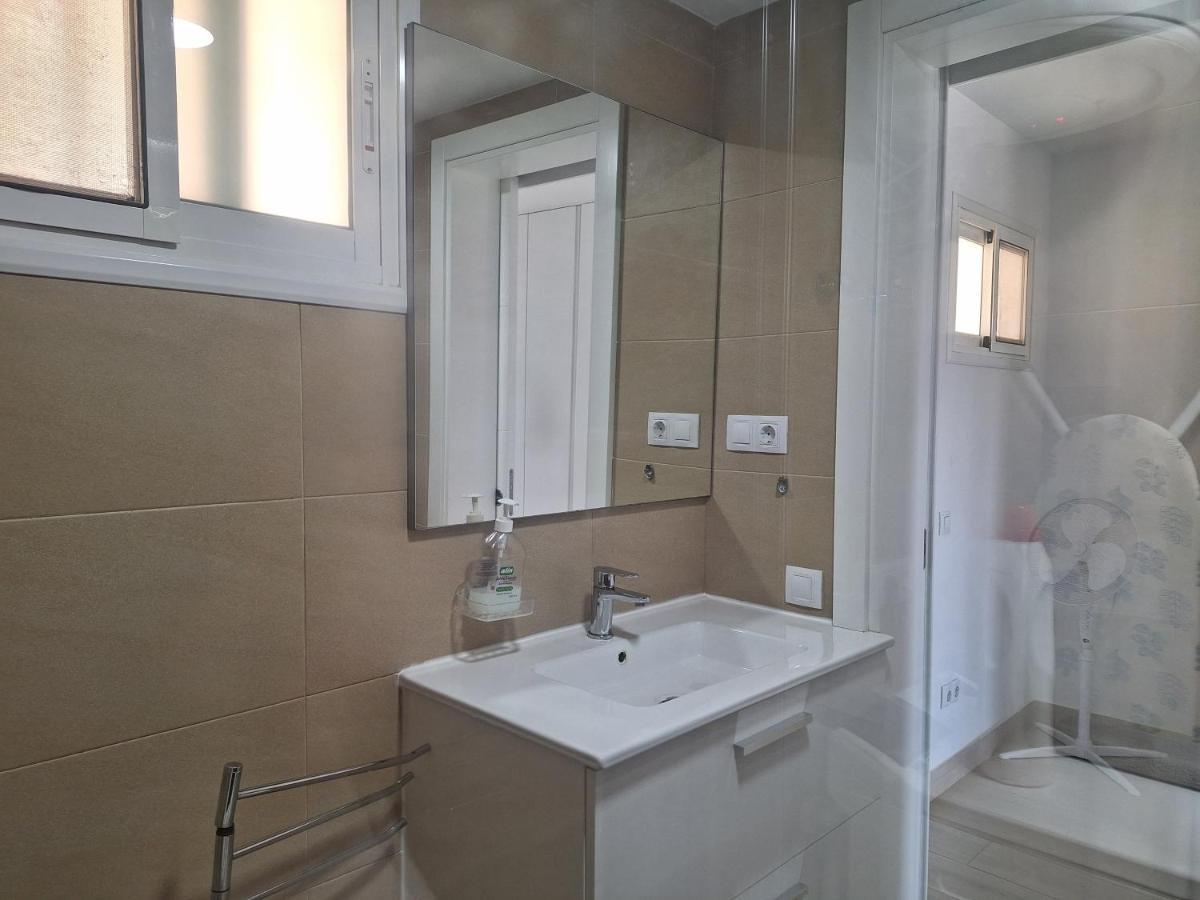 White And Quiet! Modern Apartment In San Agustin San Bartolomé エクステリア 写真