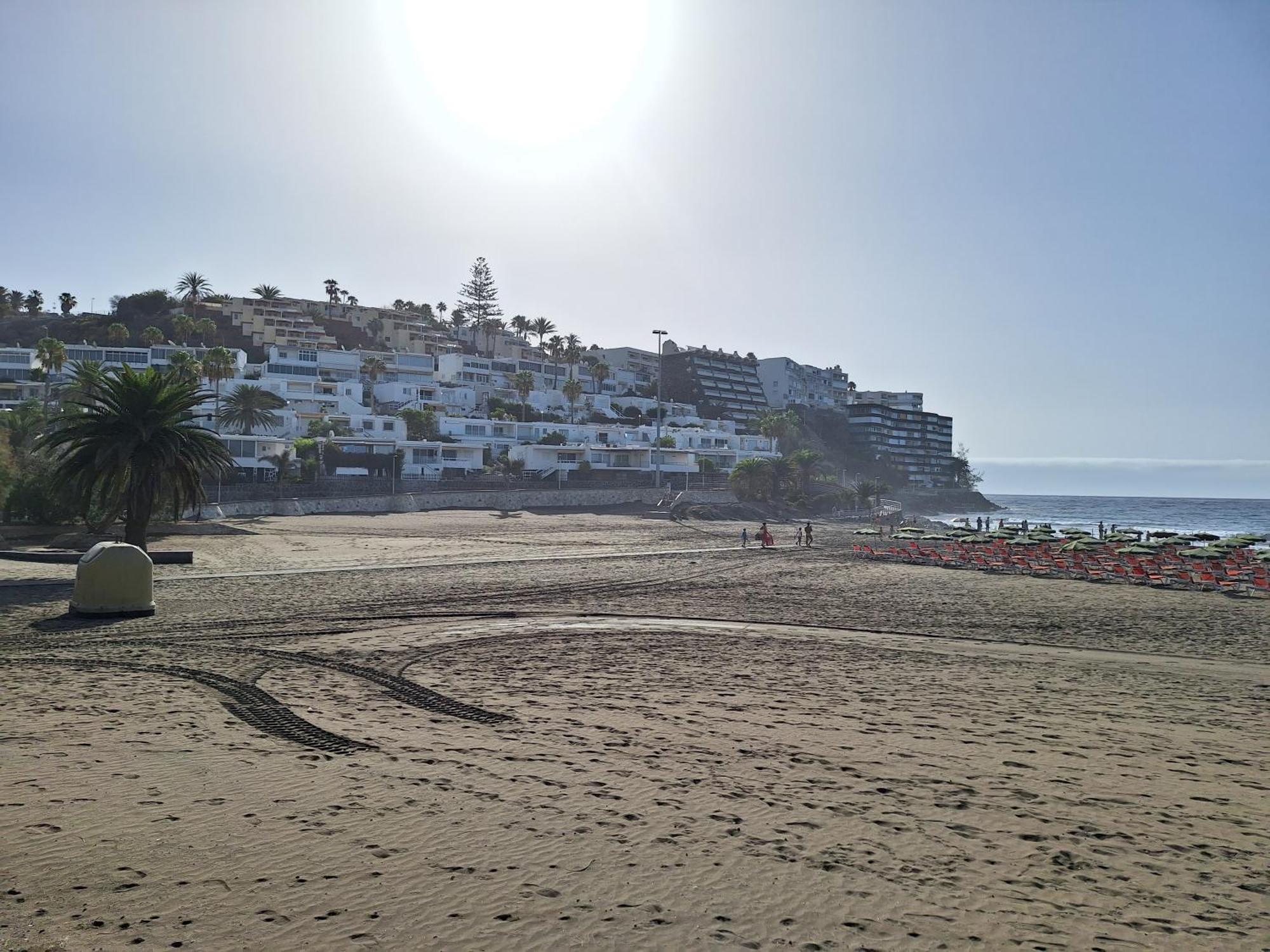 White And Quiet! Modern Apartment In San Agustin San Bartolomé エクステリア 写真